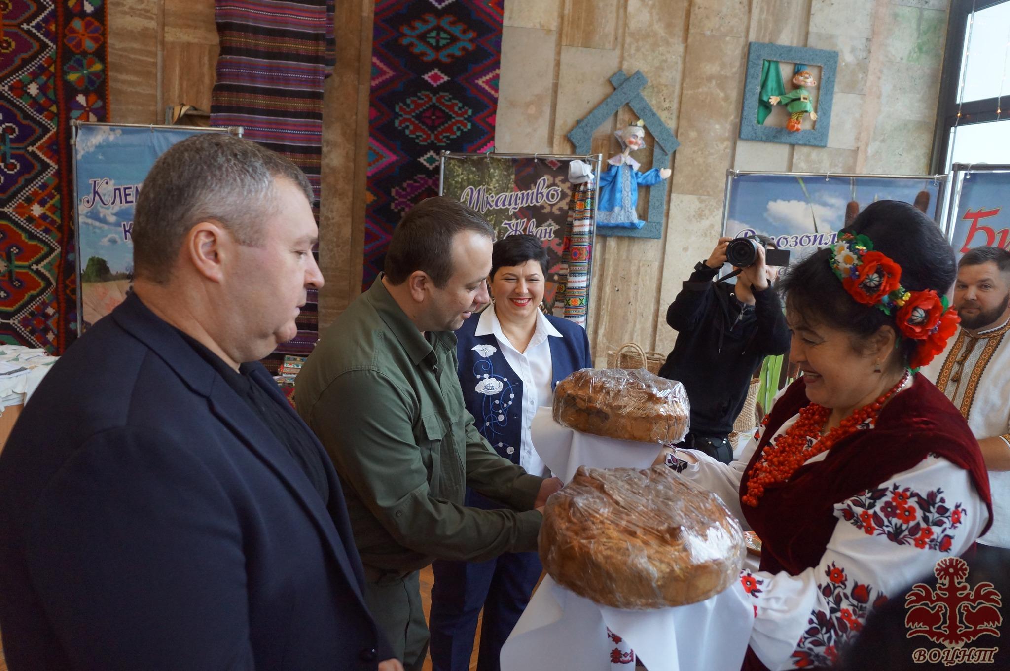 Всеукраїнський день працівників культури та майстрів народного мистецтва