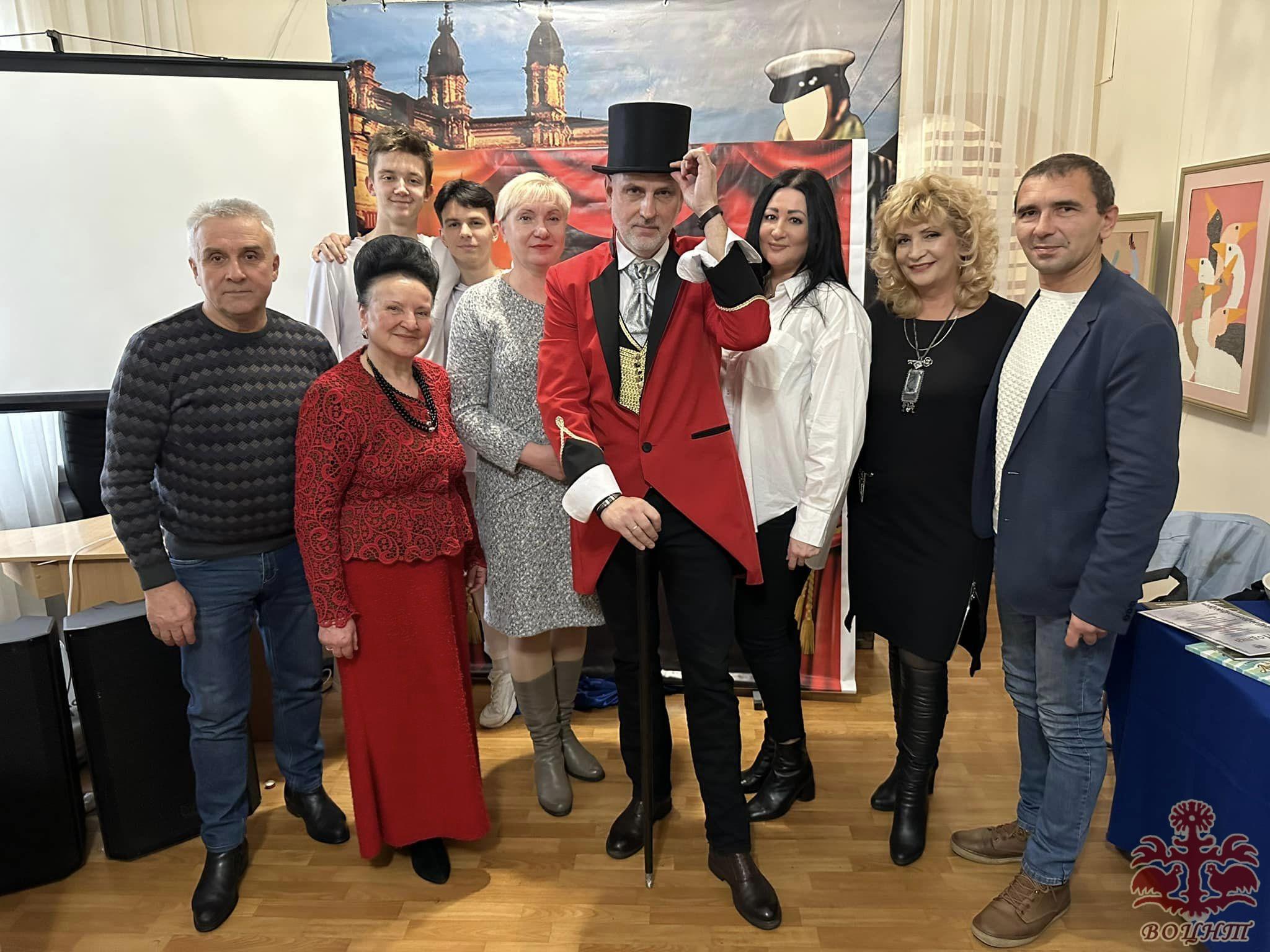 Мистецька вітальня «Театр одного актора». Володимир Дудік, актор, керівник народного аматорського театру КВН «Шухер» ЦКіД Жмеринської міської ради.
