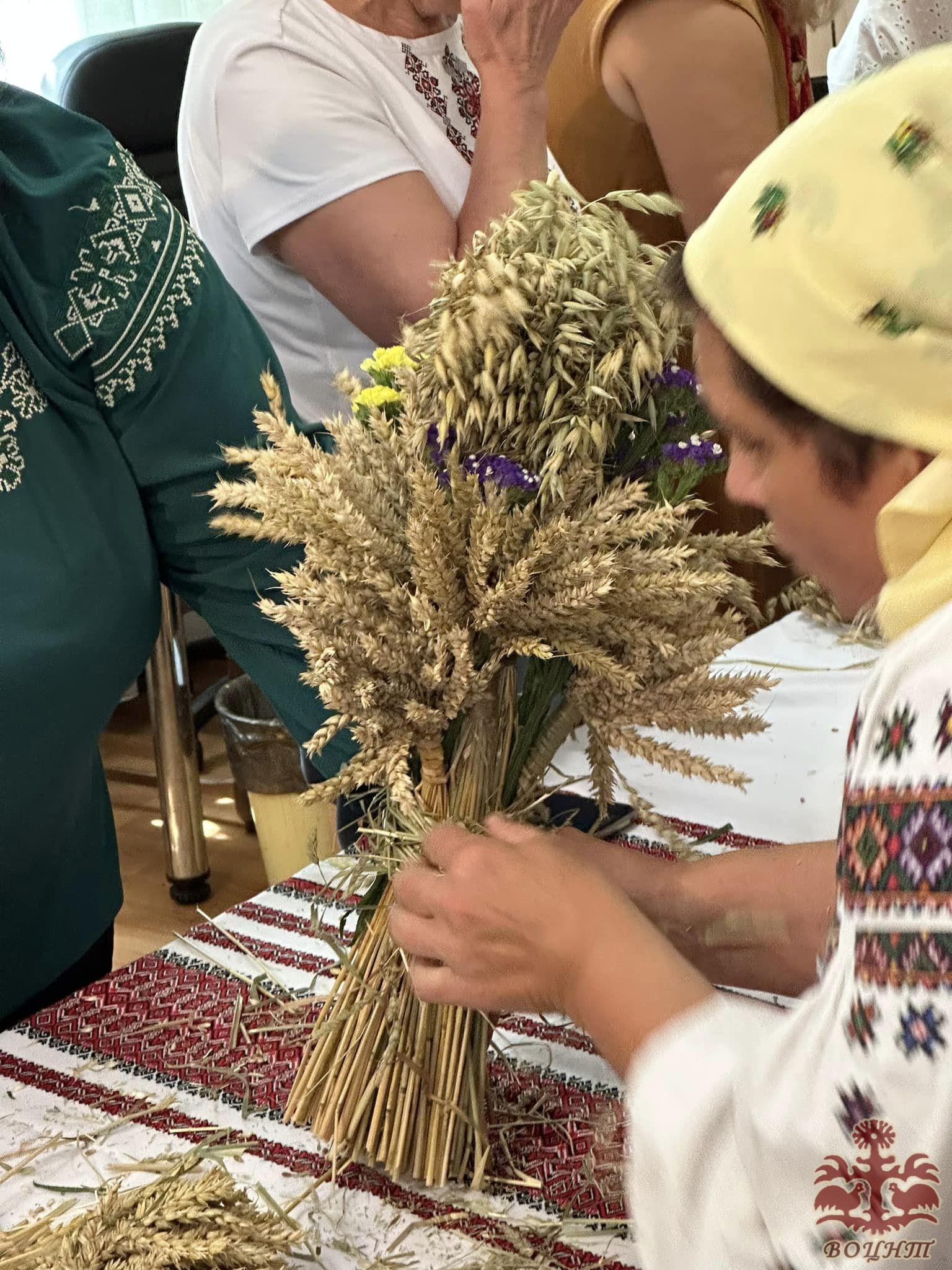 Мистецький проєкт «Колосок до колоска…» (Золото обжинкової квітки) присвяченого 32-й річниці незалежності України