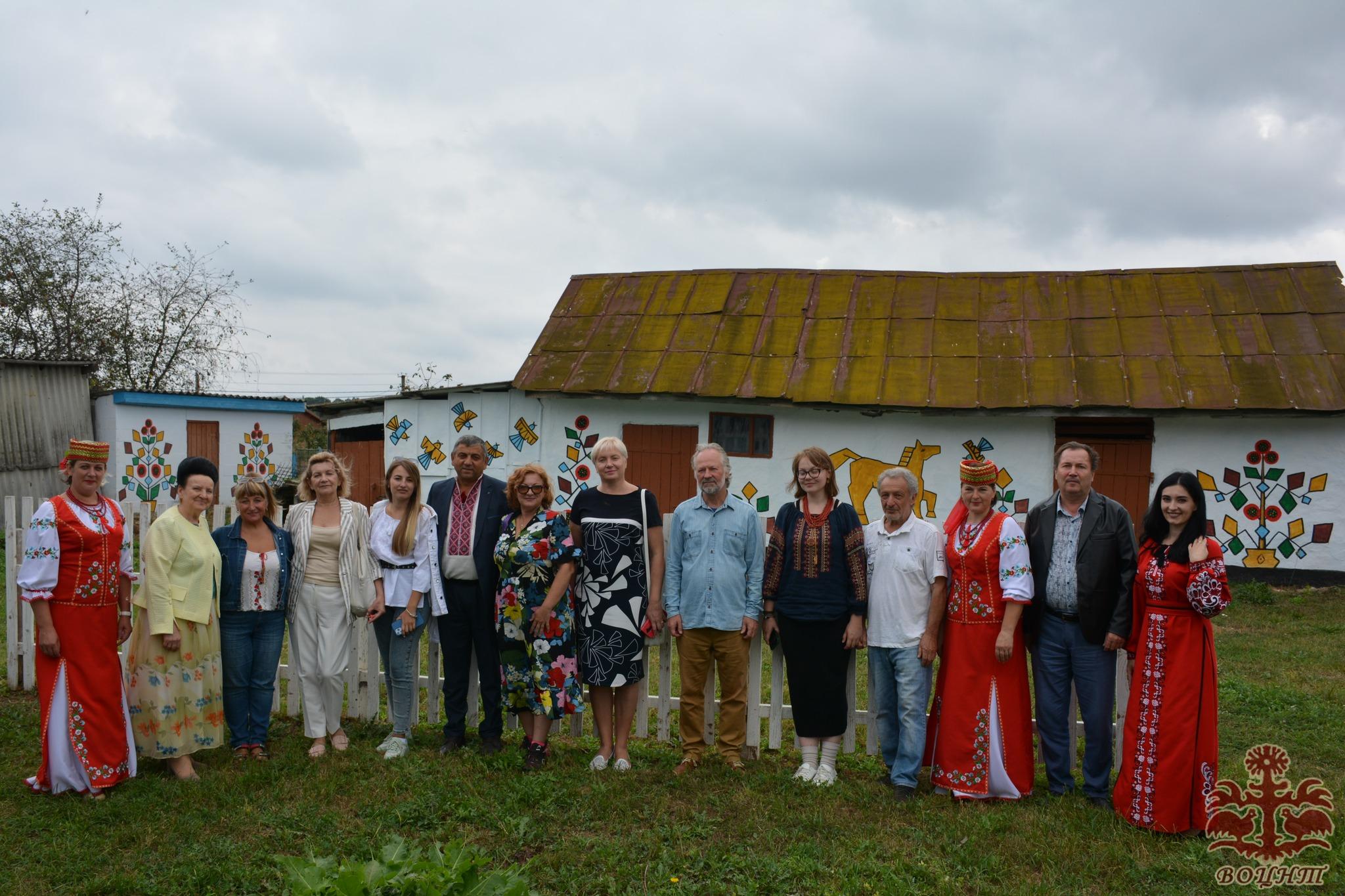 Мистецький проєкт «Мальована хата» у селі Соколова Хмільницької міської територіальної громади