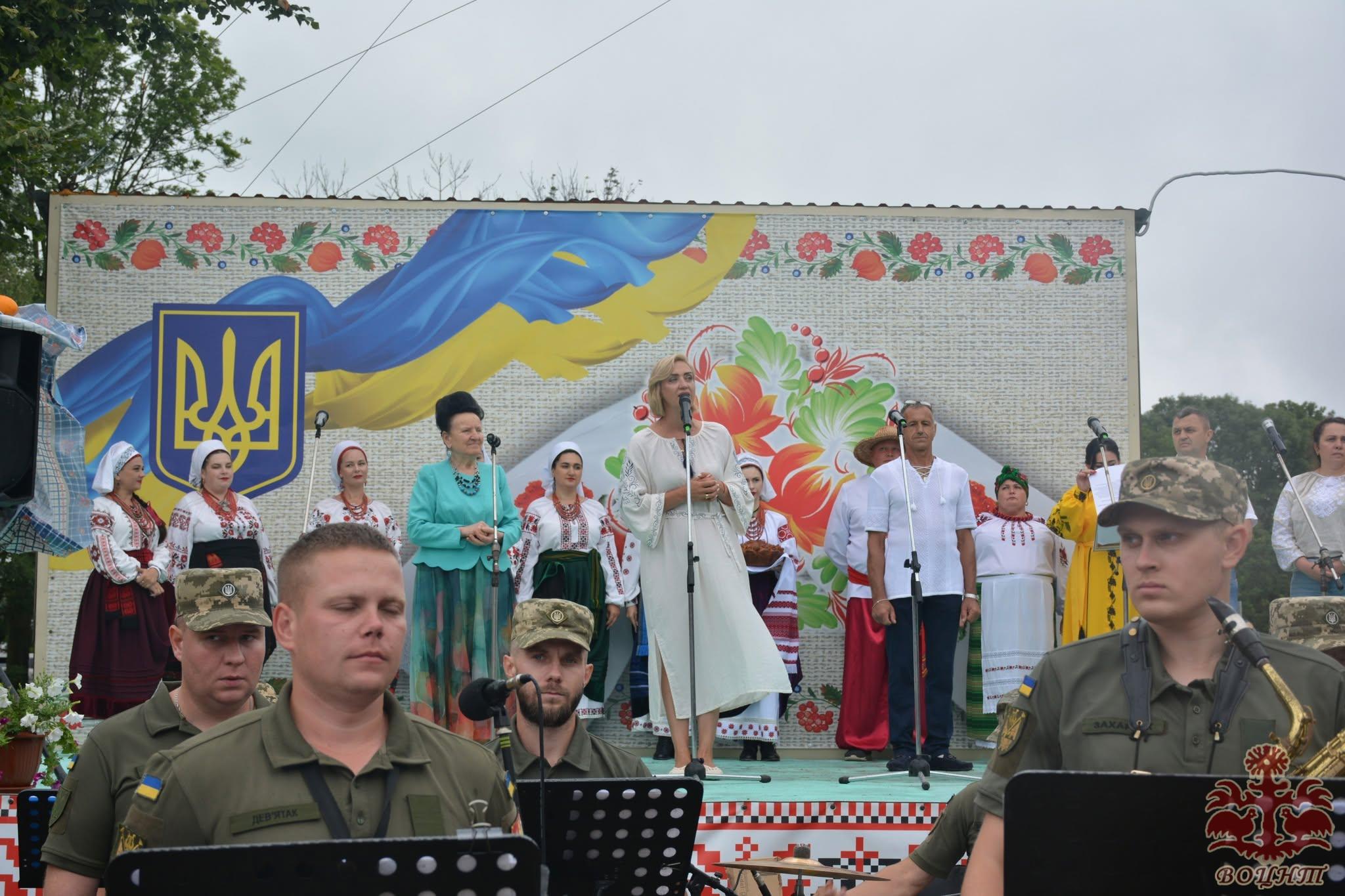 Обласний фестиваль обрядових хлібів та дідухів «Народу вічний оберіг»