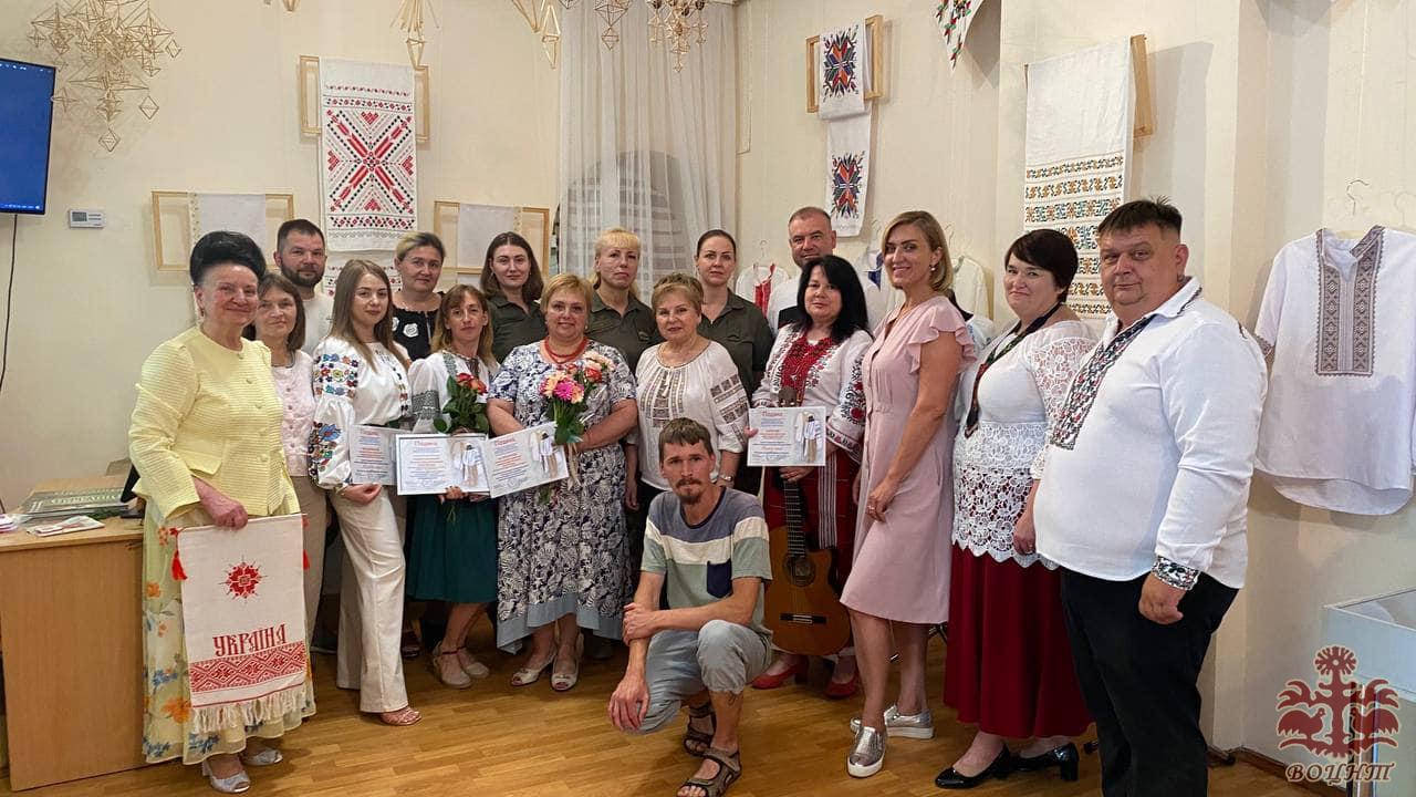Презентація виставки-звіту народного аматорського колективу подільської вишивки «Солов’їні вічка» Ямпільського міського музею образотворчого мистецтва