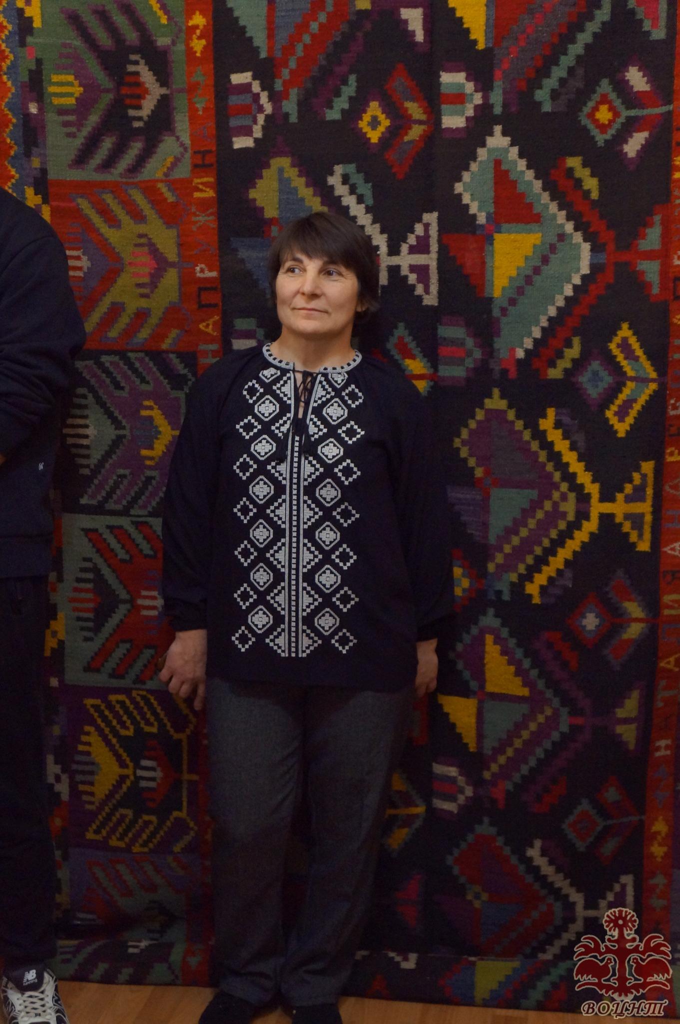 Виставка ткацтва та килимарства «У тканих оберегах – традиції Буші»
